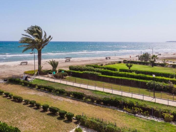 Yialos Village By Cybarco Larnaca Exterior photo